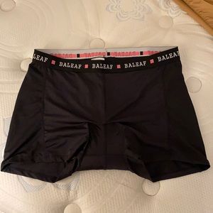 Baleaf Black Padded Bike Shorts Size 2XL